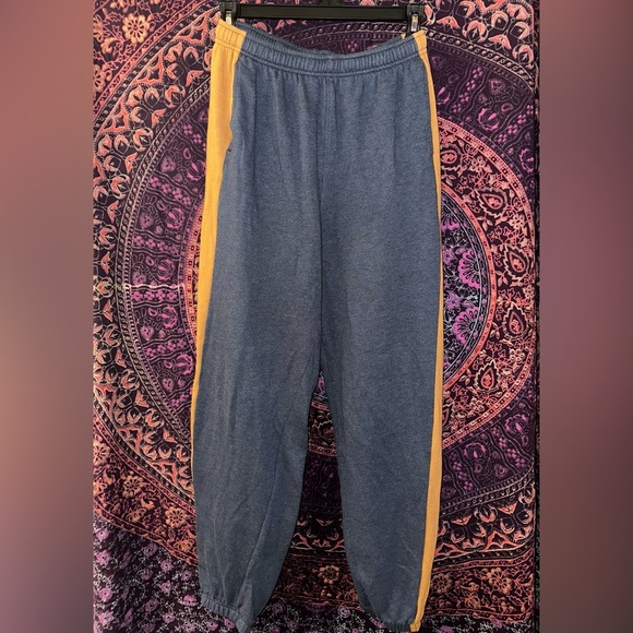 SO Lounge Life Jogger - Picture 1 of 4